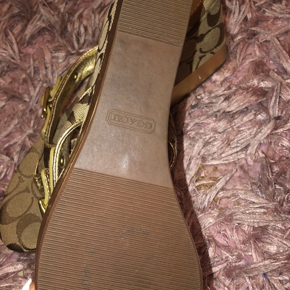 Coach Wedges - Picture 4 of 4